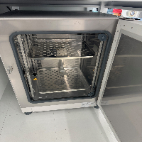 Thermo HERAtherm Incubator image 0